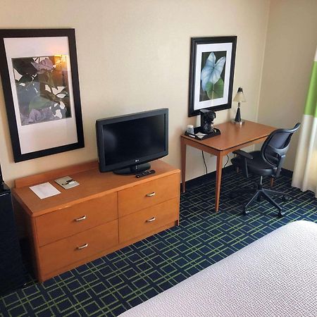 Country Inn & Suites By Radisson, Fayetteville I-95, Nc מראה חיצוני תמונה