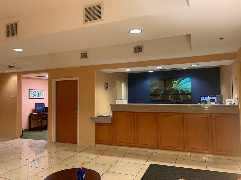 Country Inn & Suites By Radisson, Fayetteville I-95, Nc מראה חיצוני תמונה