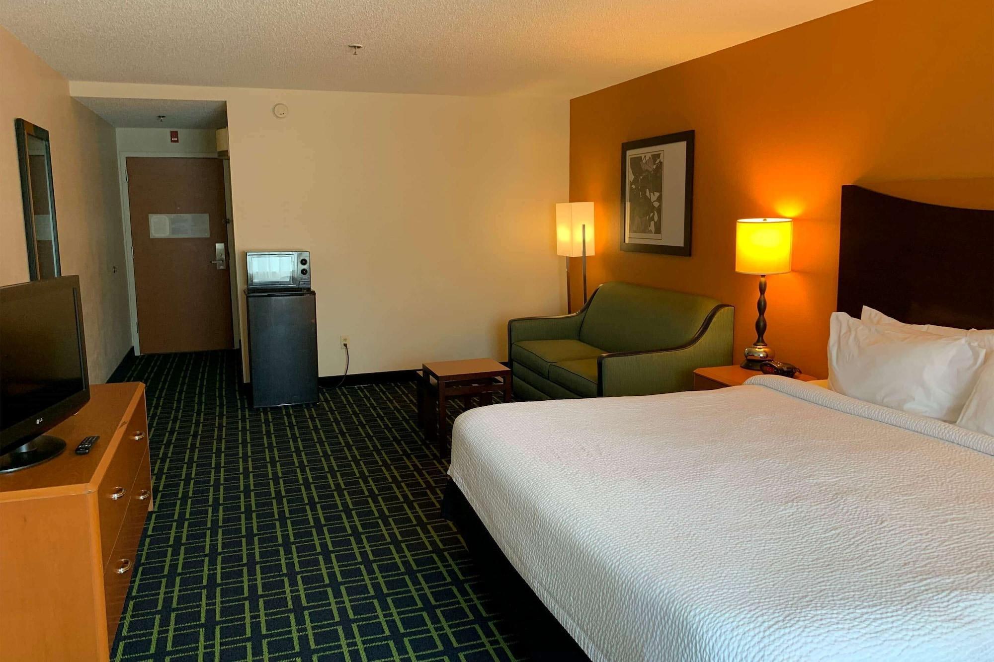 Country Inn & Suites By Radisson, Fayetteville I-95, Nc מראה חיצוני תמונה