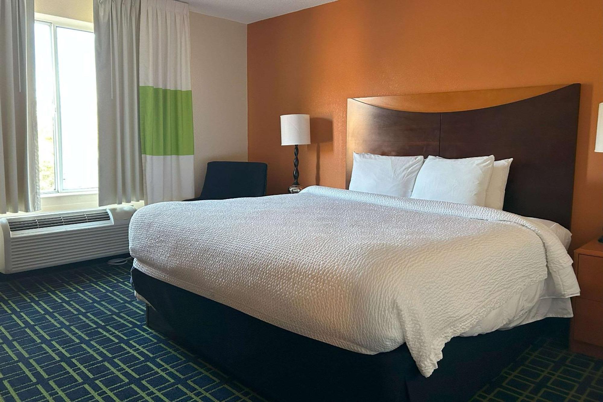 Country Inn & Suites By Radisson, Fayetteville I-95, Nc מראה חיצוני תמונה