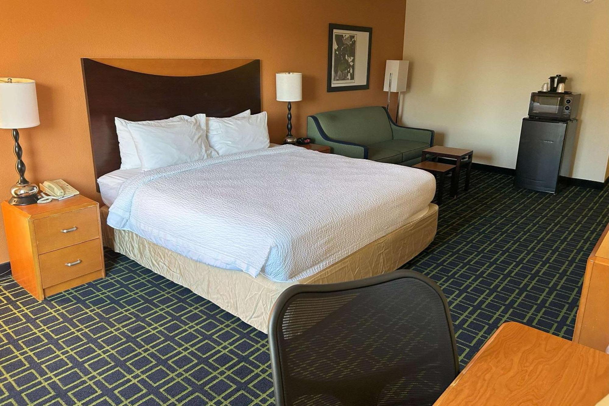 Country Inn & Suites By Radisson, Fayetteville I-95, Nc מראה חיצוני תמונה