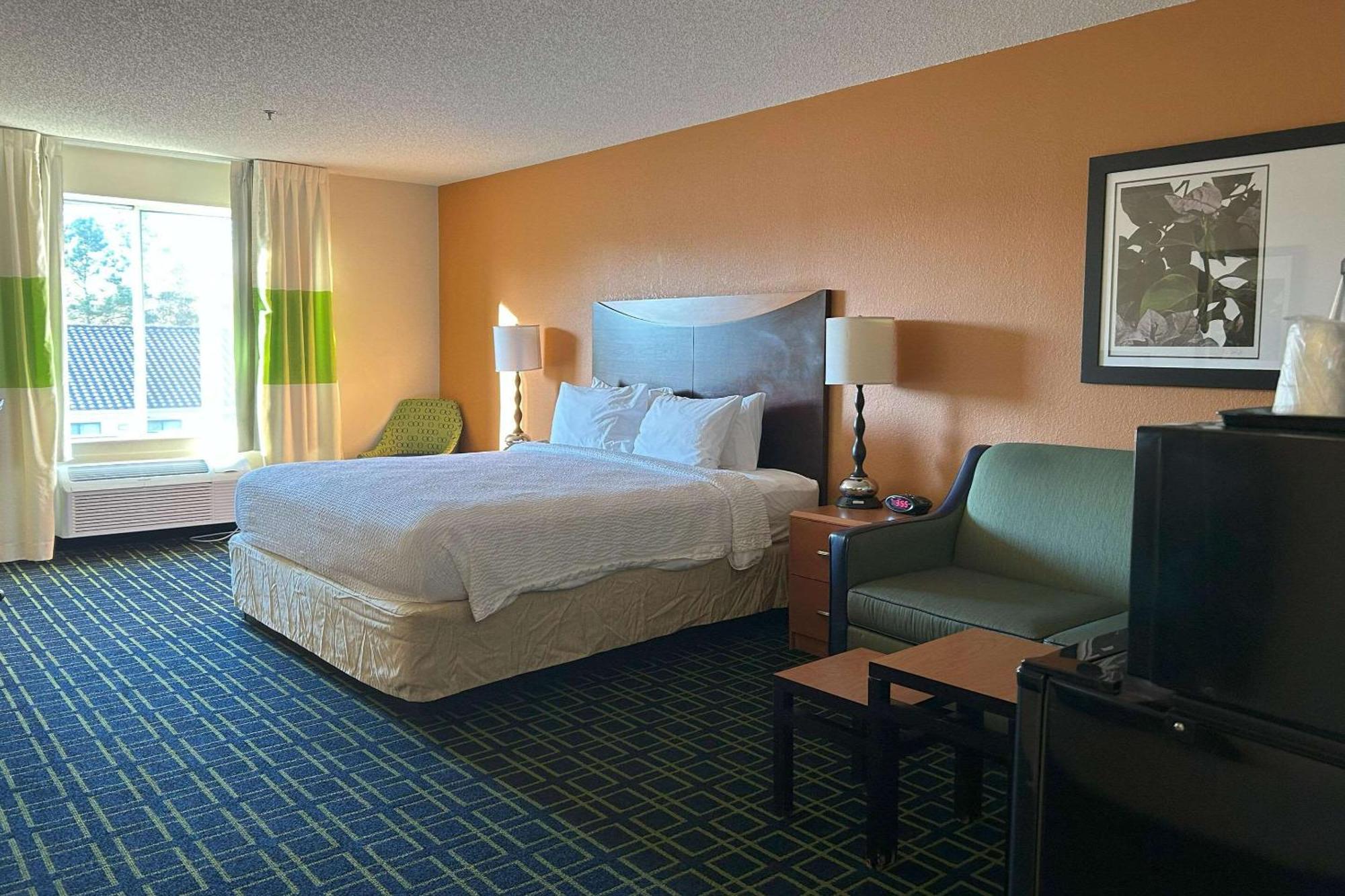 Country Inn & Suites By Radisson, Fayetteville I-95, Nc מראה חיצוני תמונה